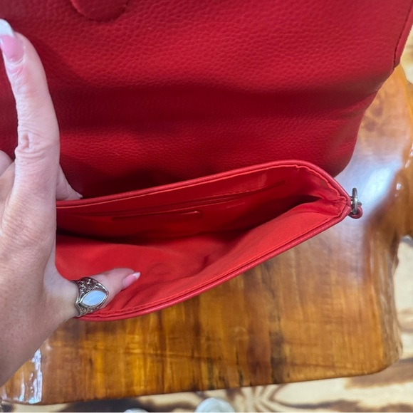 Express Red Leather Shoulder Bag with Chain Strap - Picture 3 of 5